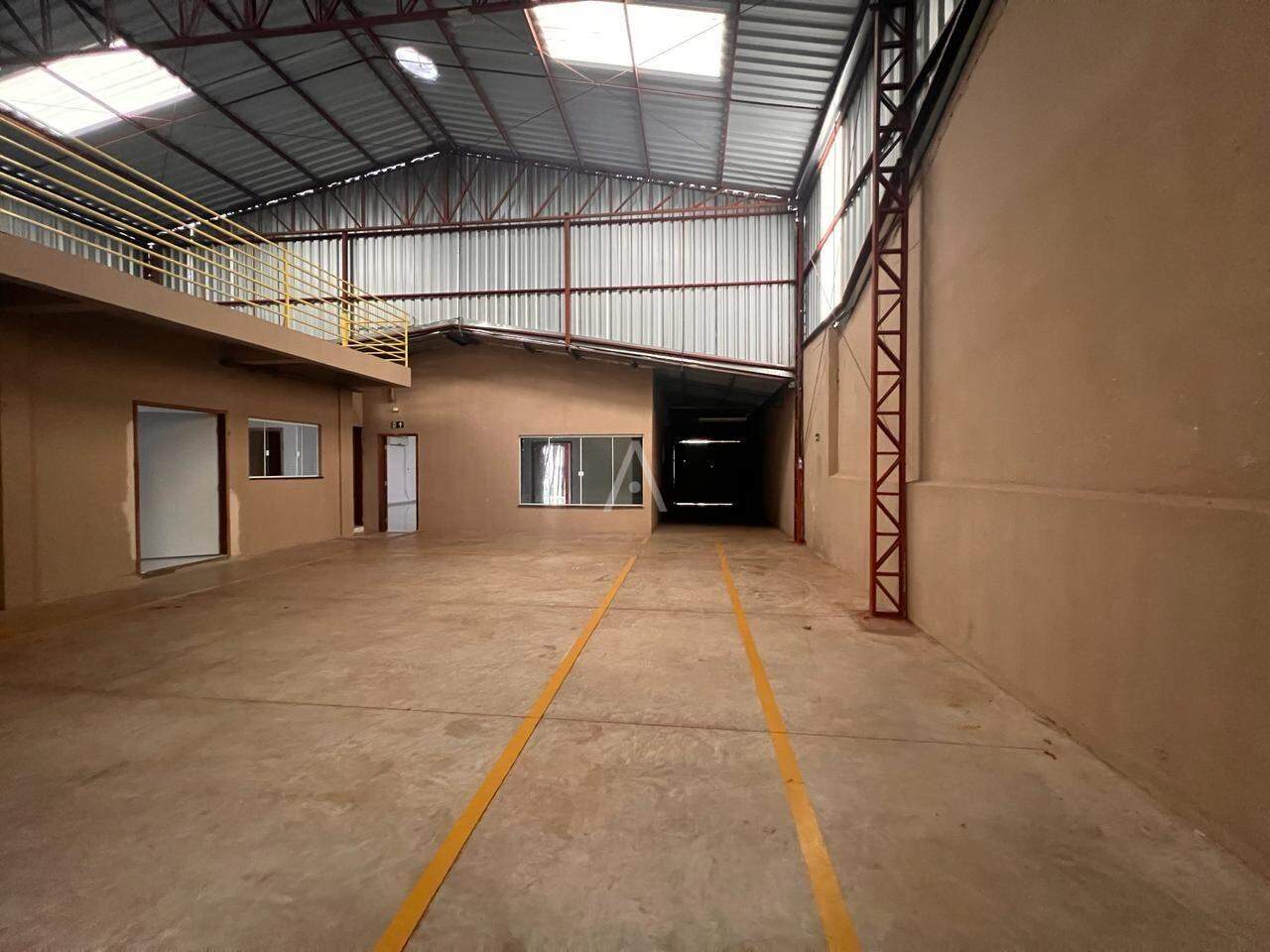 Barracão Comercial para para aluguel no Bairro COQUEIRAL em CASCAVEL: 