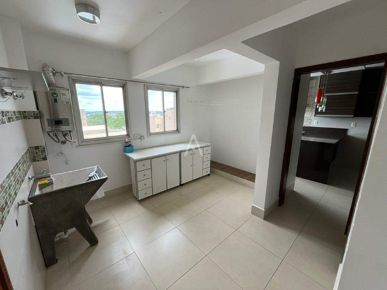 Apartamento para para aluguel no Bairro CENTRO em TOLEDO: