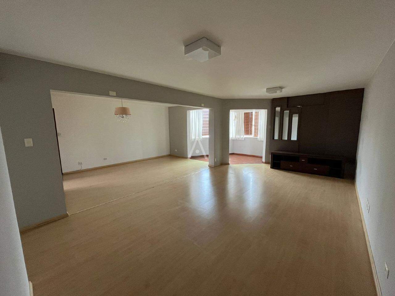 Apartamento para para aluguel no Bairro CENTRO em TOLEDO: