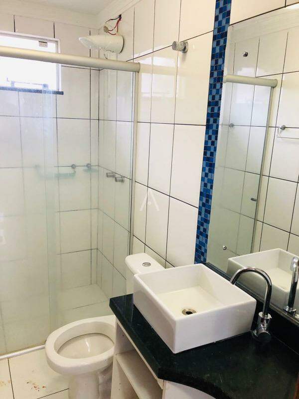 Sobrado para à venda no Bairro REGIAO DO LAGO em CASCAVEL: