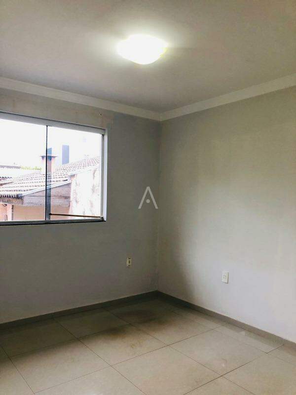 Sobrado para à venda no Bairro REGIAO DO LAGO em CASCAVEL: