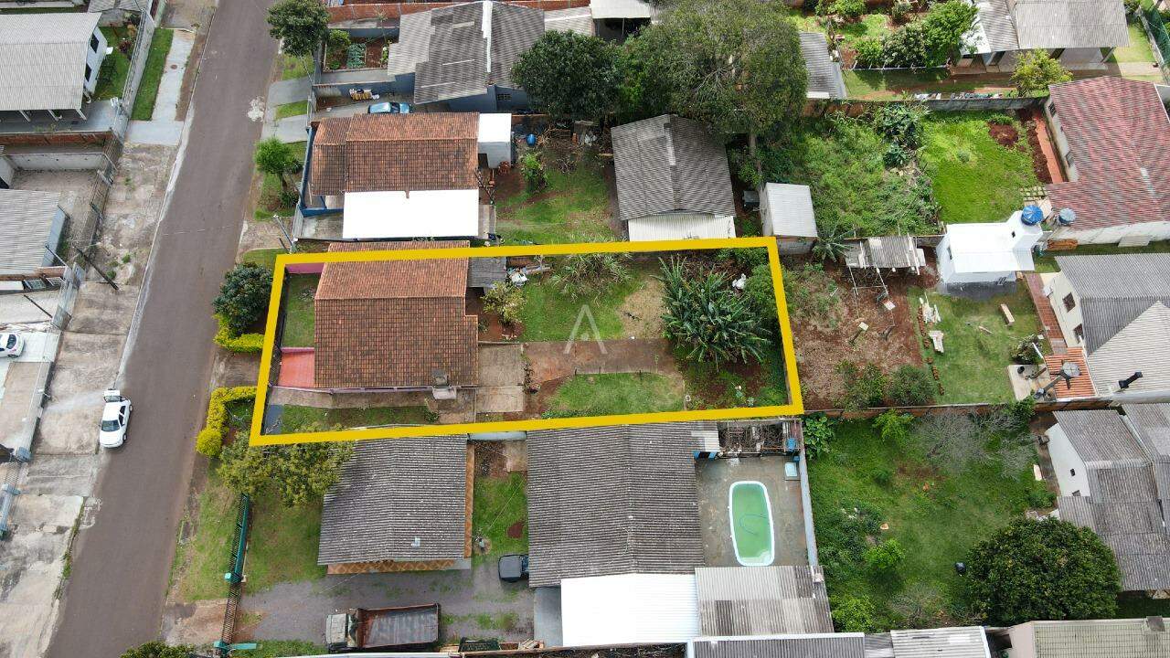 Casa Residencial para à venda no Bairro CASCAVEL VELHO em CASCAVEL: 