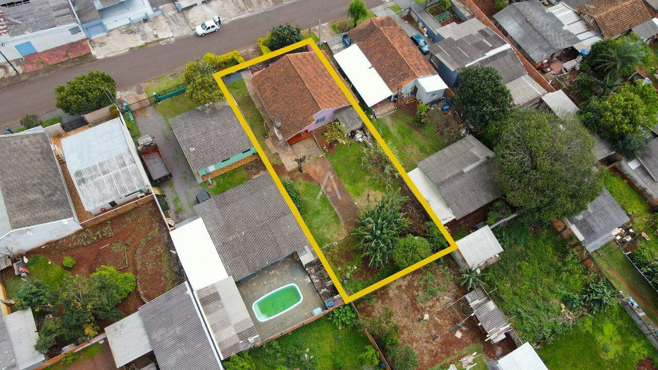 Casa Residencial para à venda no Bairro CASCAVEL VELHO em CASCAVEL: 