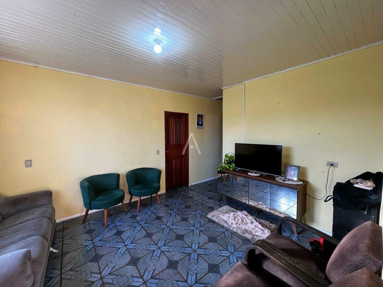 Casa Residencial para à venda no Bairro CASCAVEL VELHO em CASCAVEL: