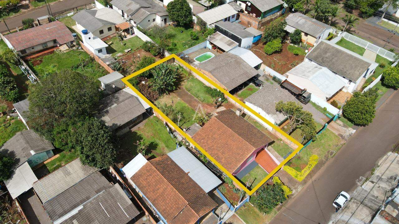 Casa Residencial para à venda no Bairro CASCAVEL VELHO em CASCAVEL: 