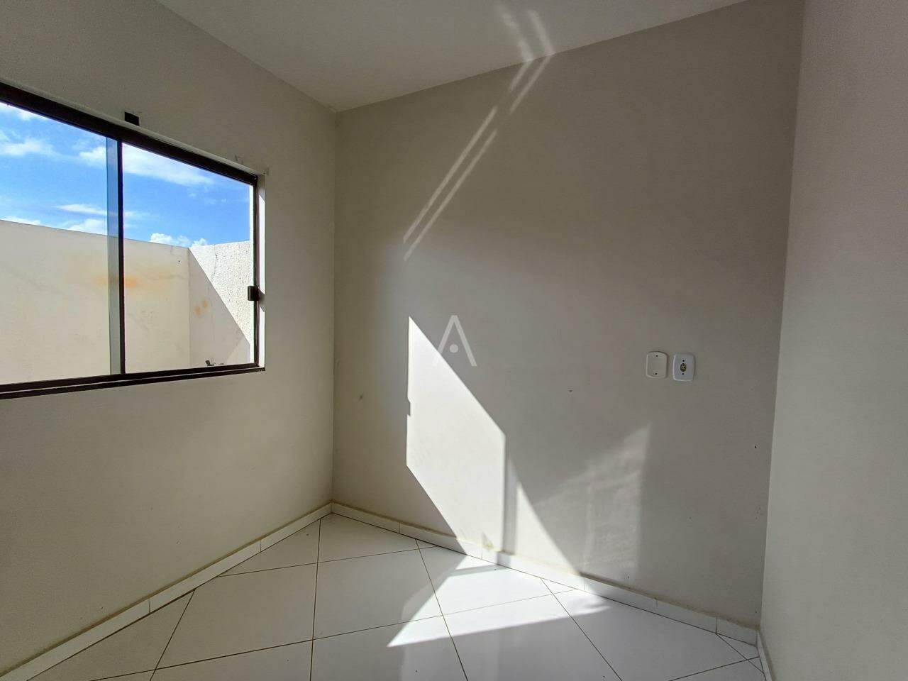 Casa Residencial para para aluguel no Bairro SANTA CRUZ em CASCAVEL: 