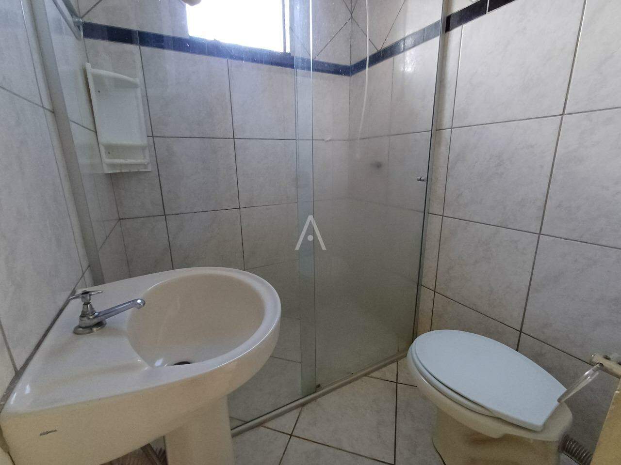 Casa Residencial para para aluguel no Bairro SANTA CRUZ em CASCAVEL: 