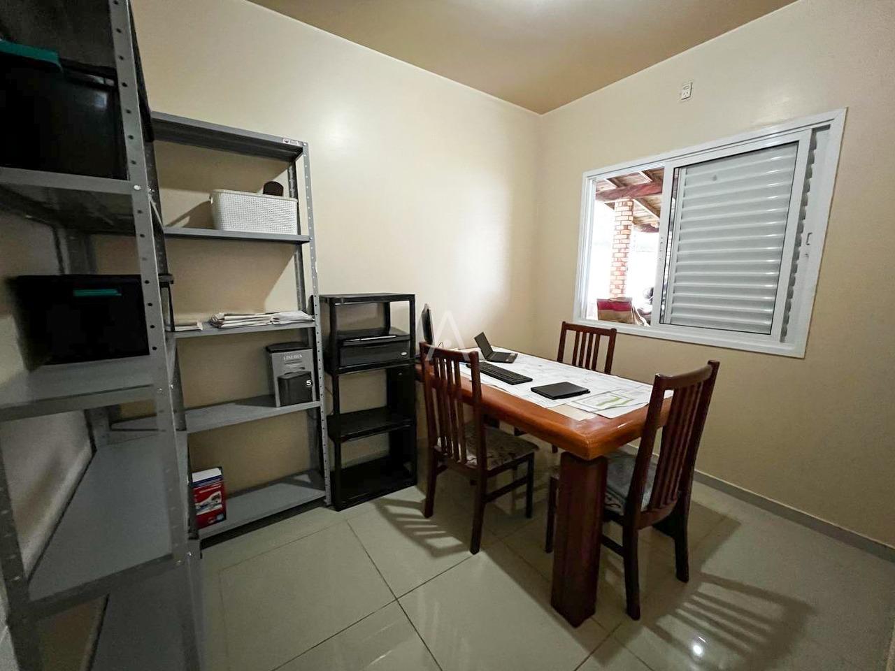 Casa Residencial para à venda no Bairro PERIOLO em CASCAVEL: 