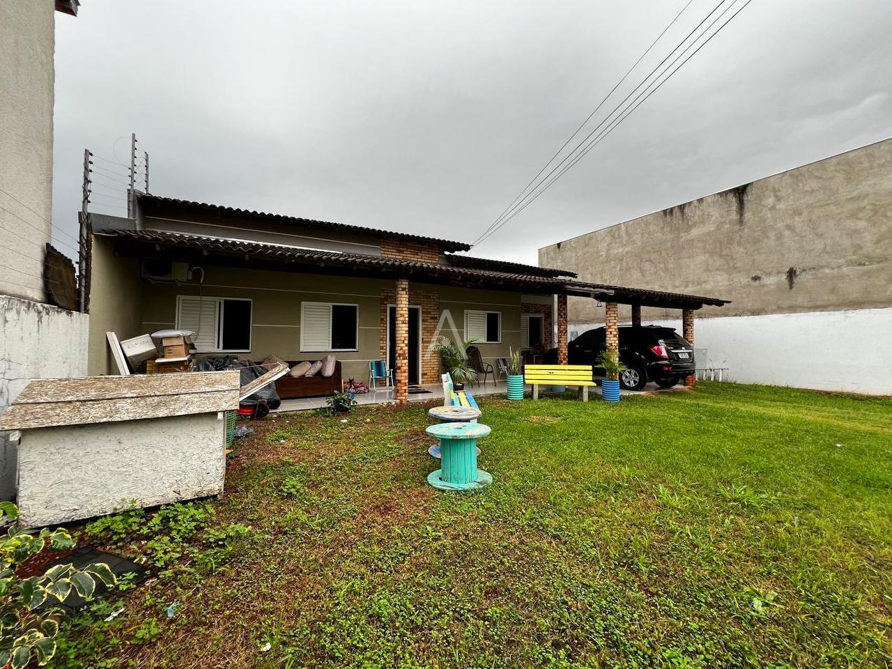 Casa Residencial para à venda no Bairro PERIOLO em CASCAVEL: 