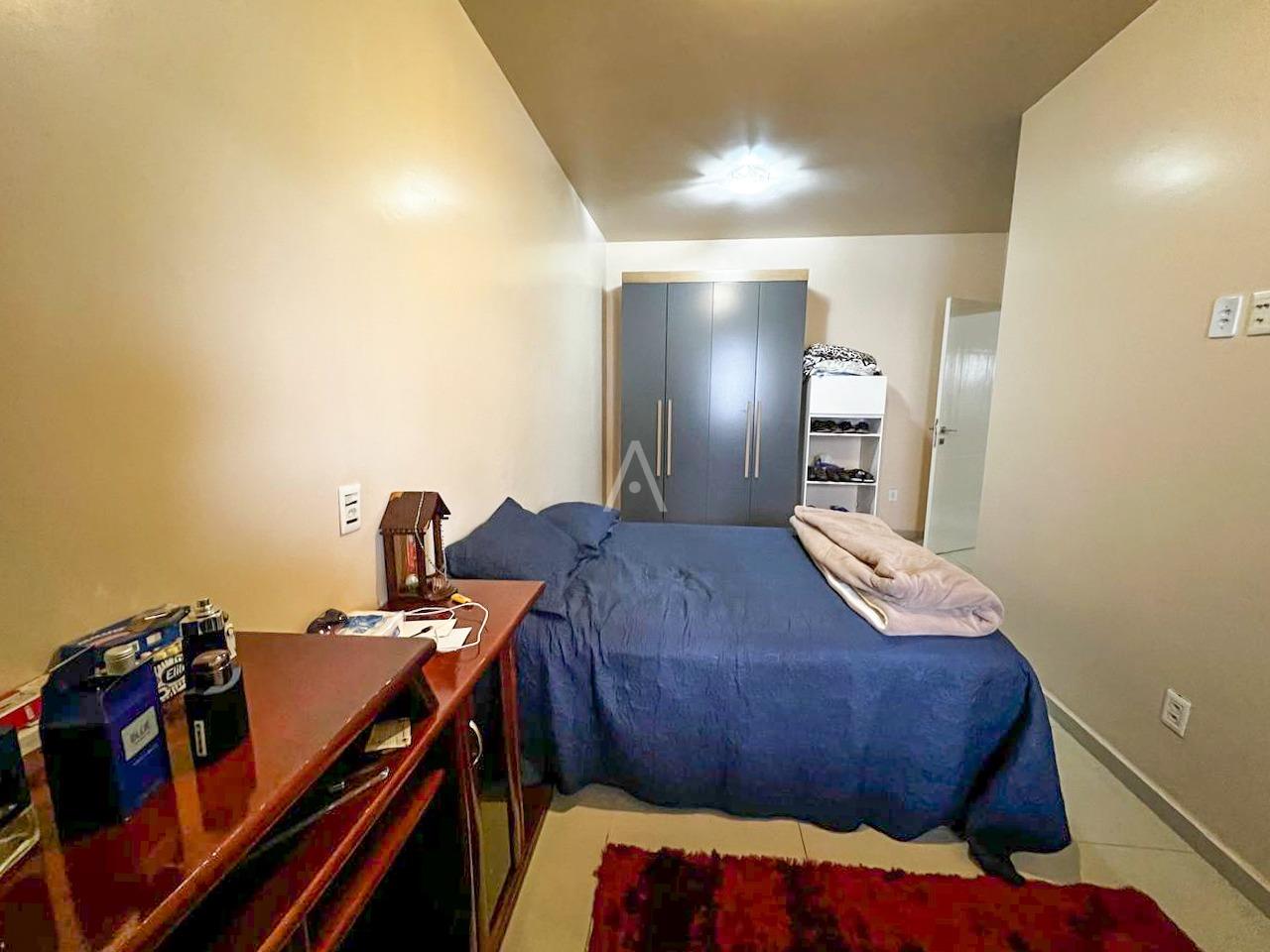 Casa Residencial para à venda no Bairro PERIOLO em CASCAVEL: 