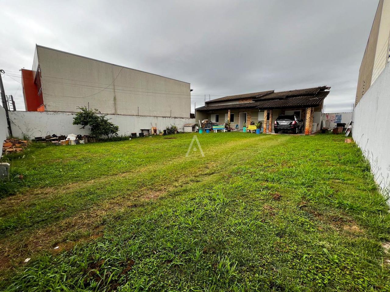 Casa Residencial para à venda no Bairro PERIOLO em CASCAVEL: 