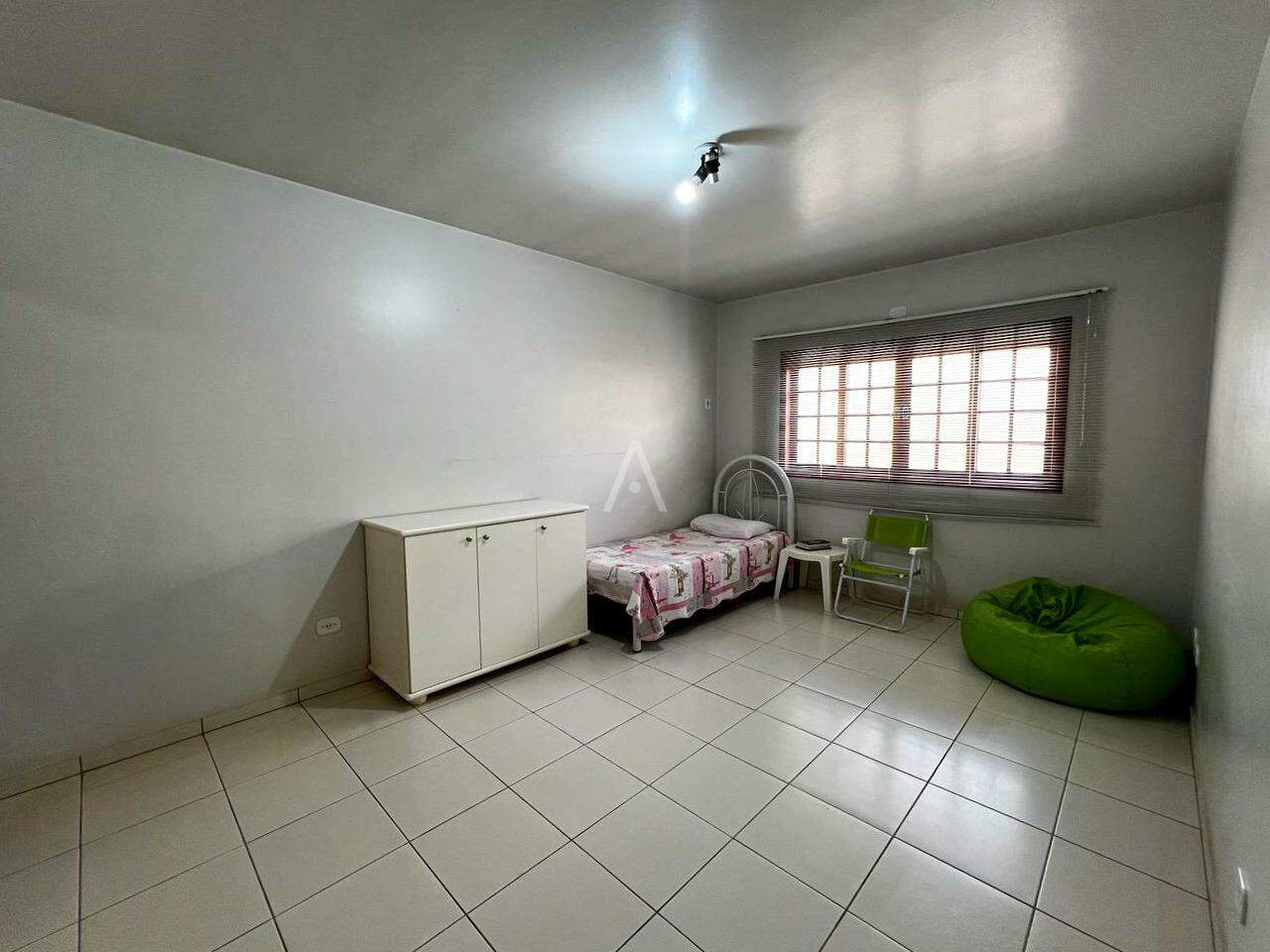 Casa Residencial para à venda no Bairro RECANTO TROPICAL em CASCAVEL: