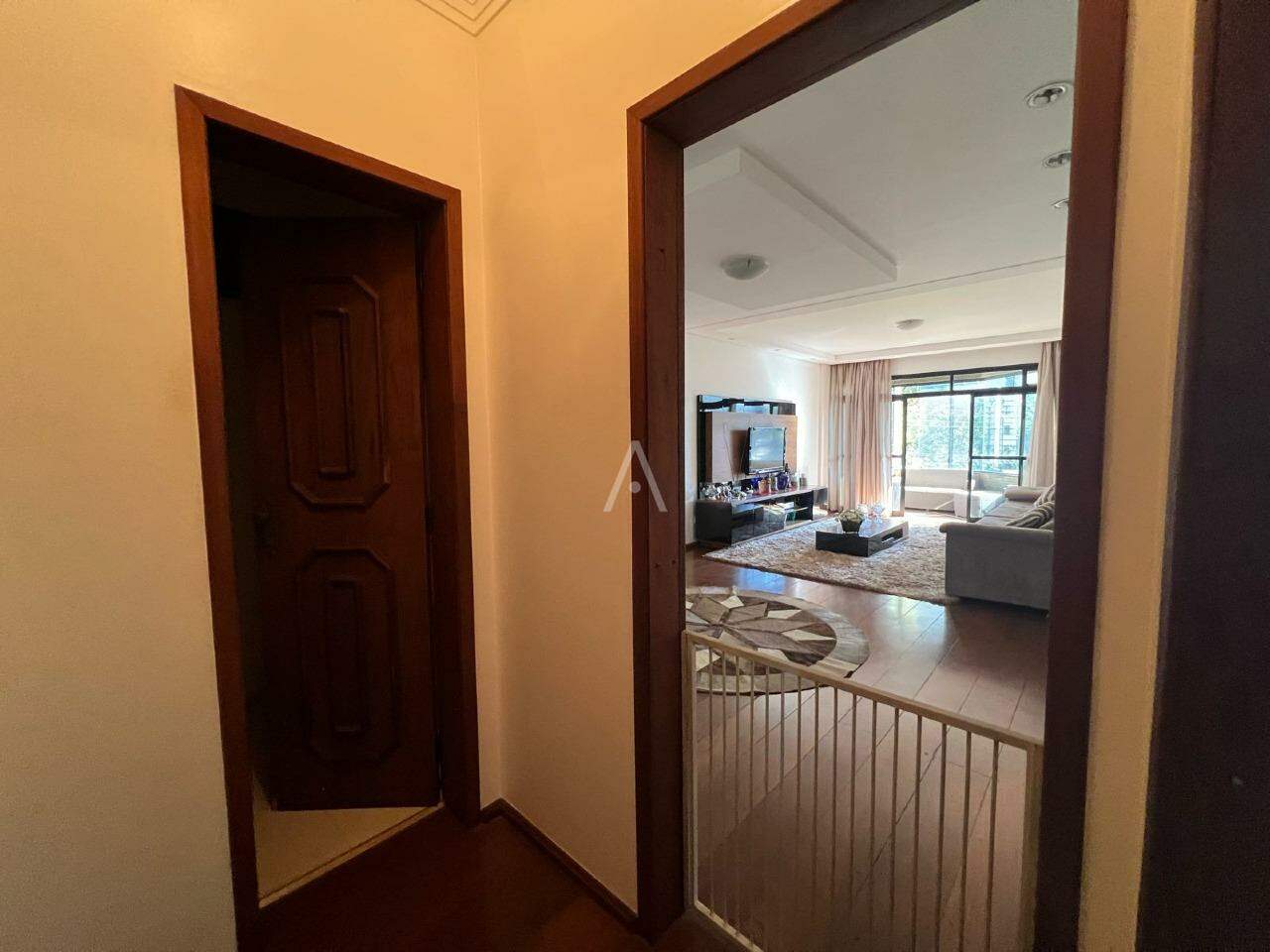 Apartamento para à venda no Bairro CENTRO em CASCAVEL: