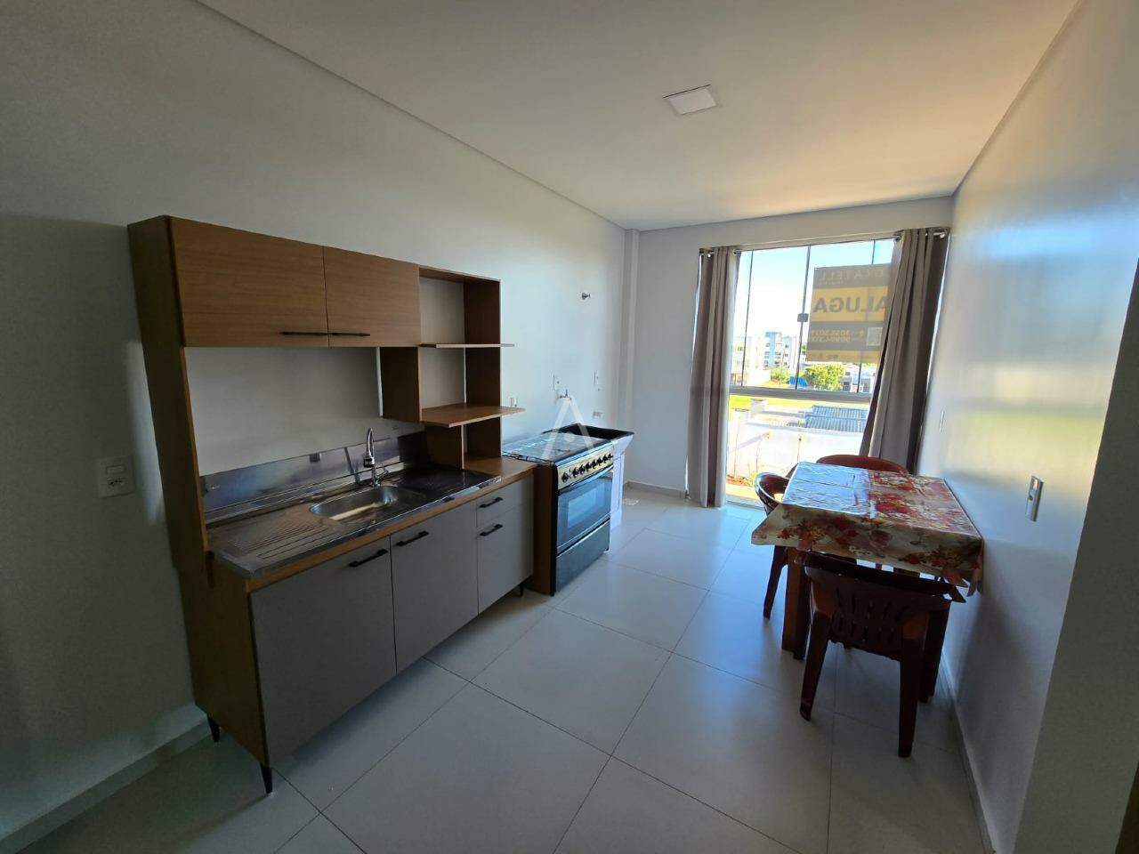 Apartamento para para aluguel no Bairro VILA BECKER em TOLEDO: