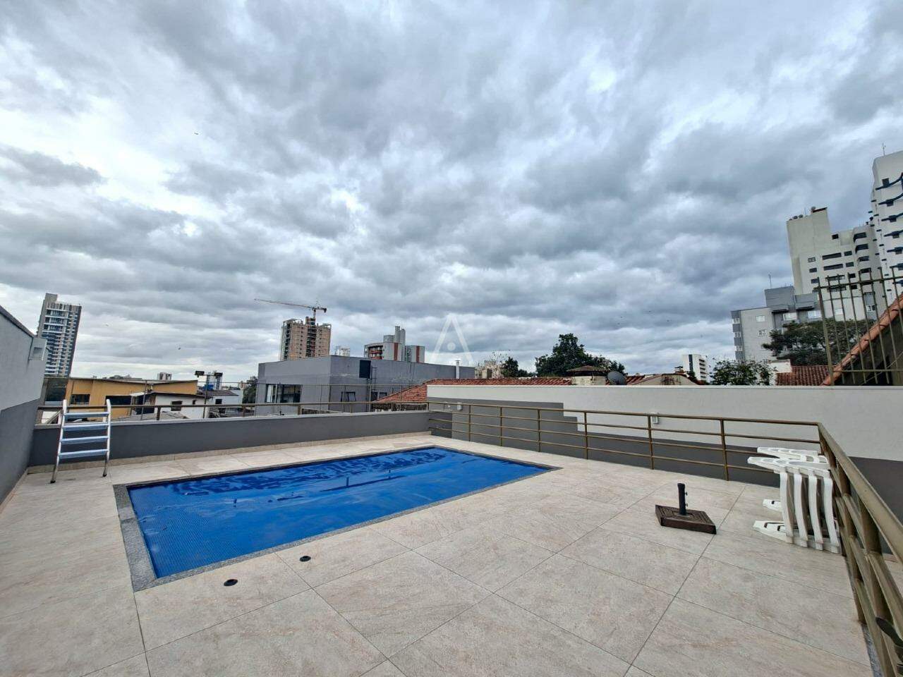 Apartamento para para aluguel no Bairro CENTRO em CASCAVEL: 