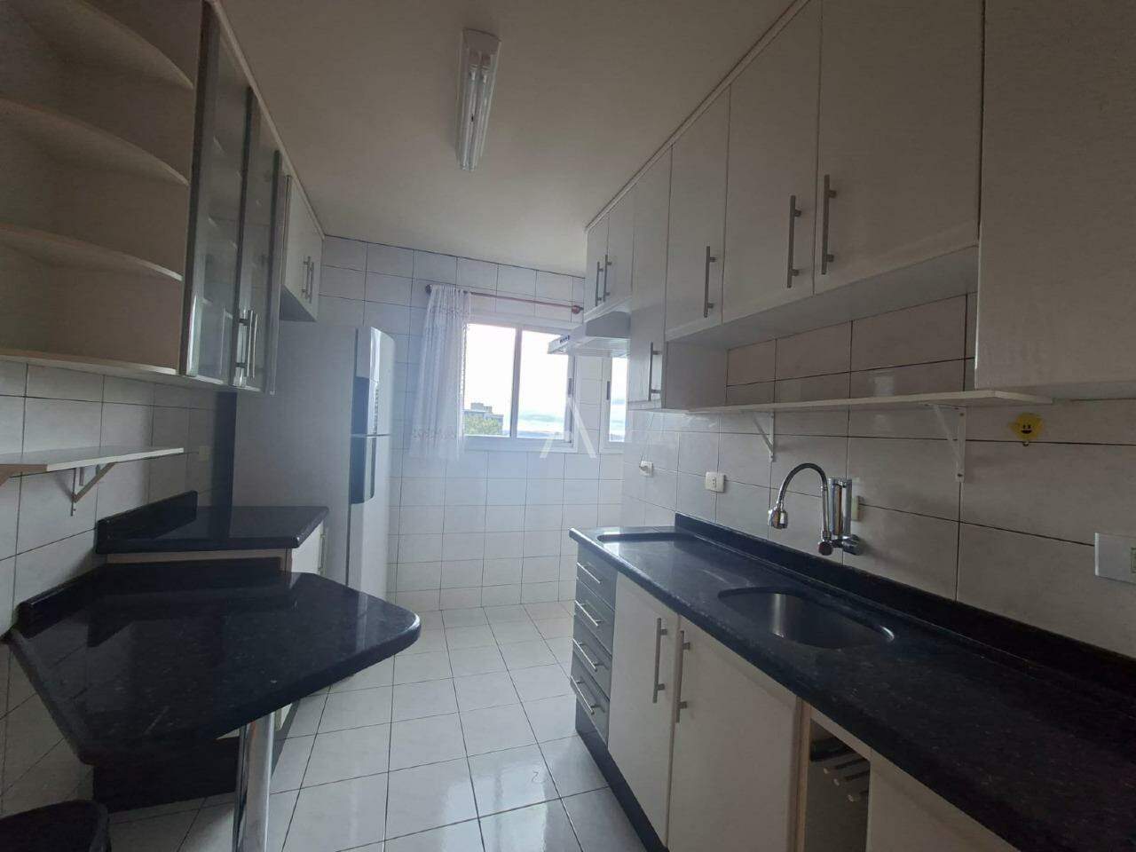 Apartamento para para aluguel no Bairro CENTRO em CASCAVEL: 