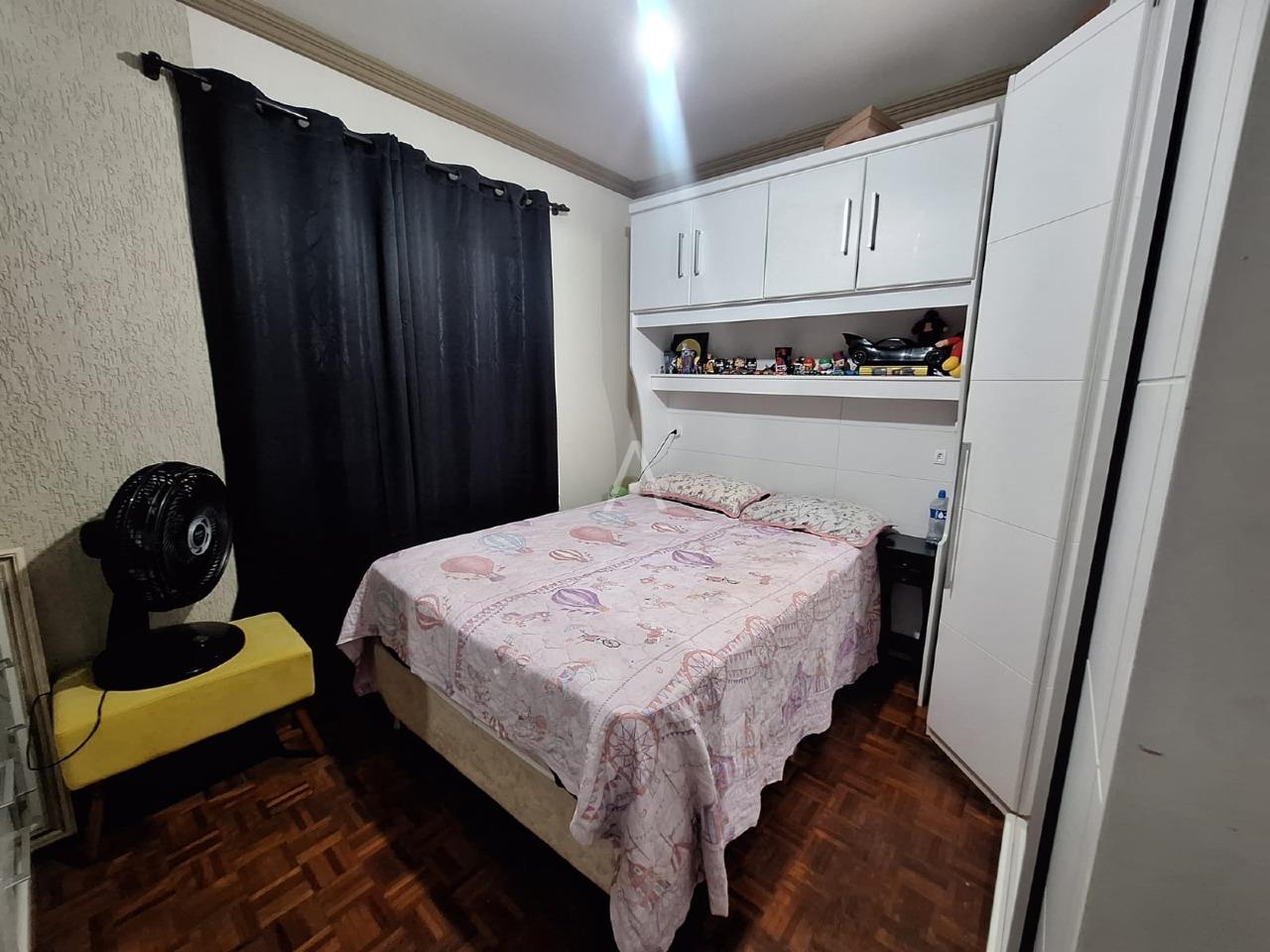 Sobrado para à venda no Bairro NEVA em CASCAVEL: Quarto social 1