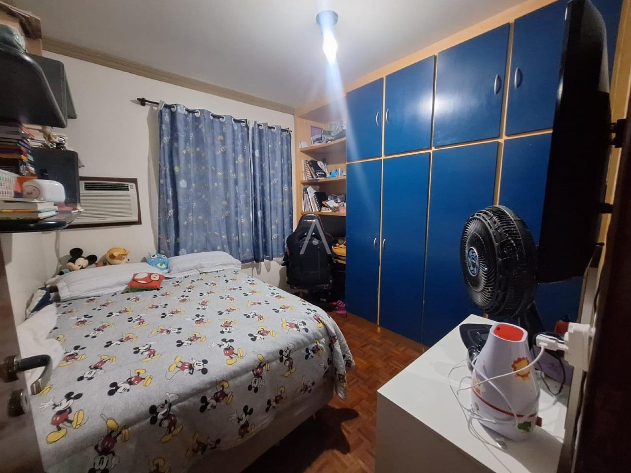 Sobrado para à venda no Bairro NEVA em CASCAVEL: quarto social 2
