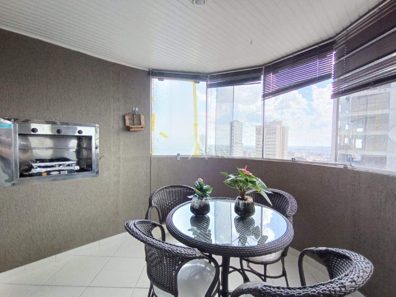 Apartamento para à venda no Bairro CENTRO em CASCAVEL: