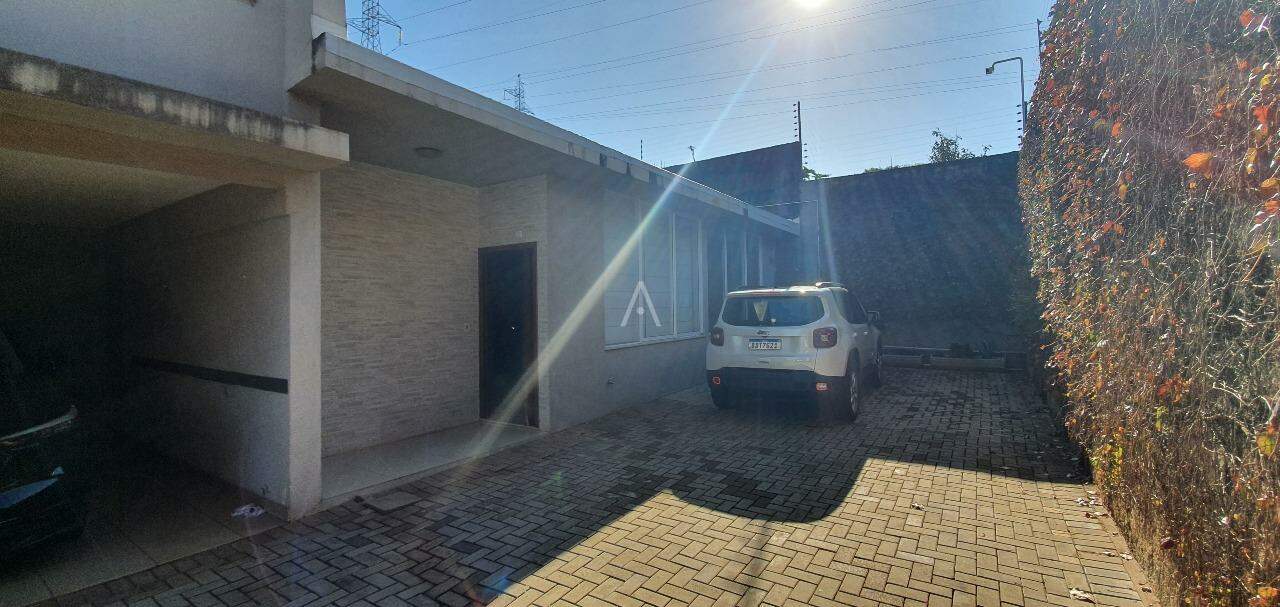 Casa Residencial para à venda no Bairro CANADA em CASCAVEL: 