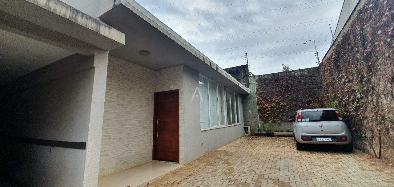 Casa Residencial para à venda no Bairro CANADA em CASCAVEL: 