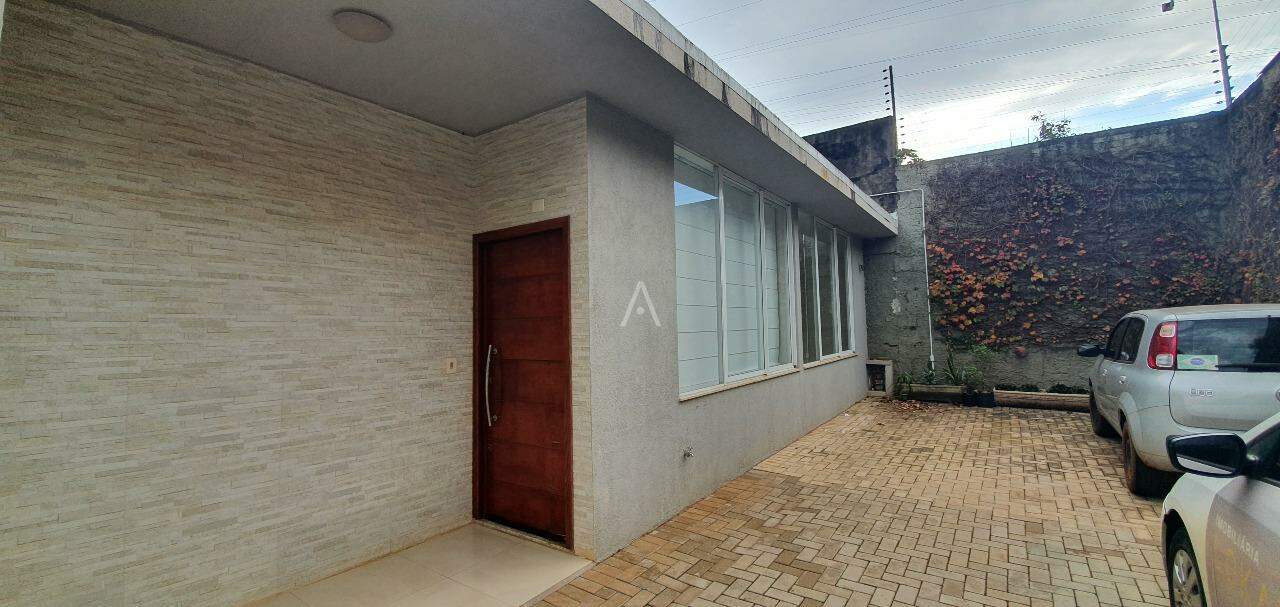Casa Residencial para à venda no Bairro CANADA em CASCAVEL: 