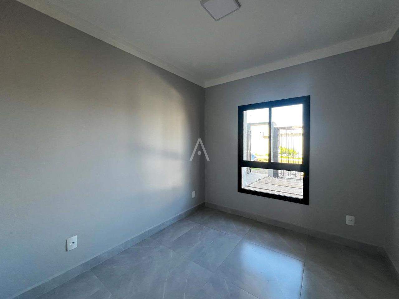 Casa Residencial para à venda no Bairro 14 DE NOVEMBRO em CASCAVEL: 