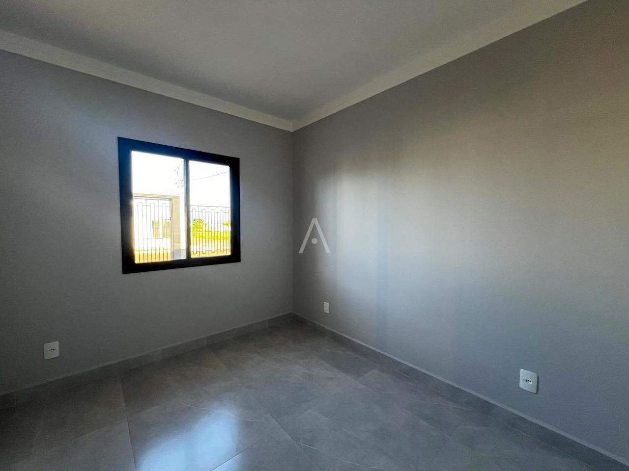 Casa Residencial para à venda no Bairro 14 DE NOVEMBRO em CASCAVEL: 