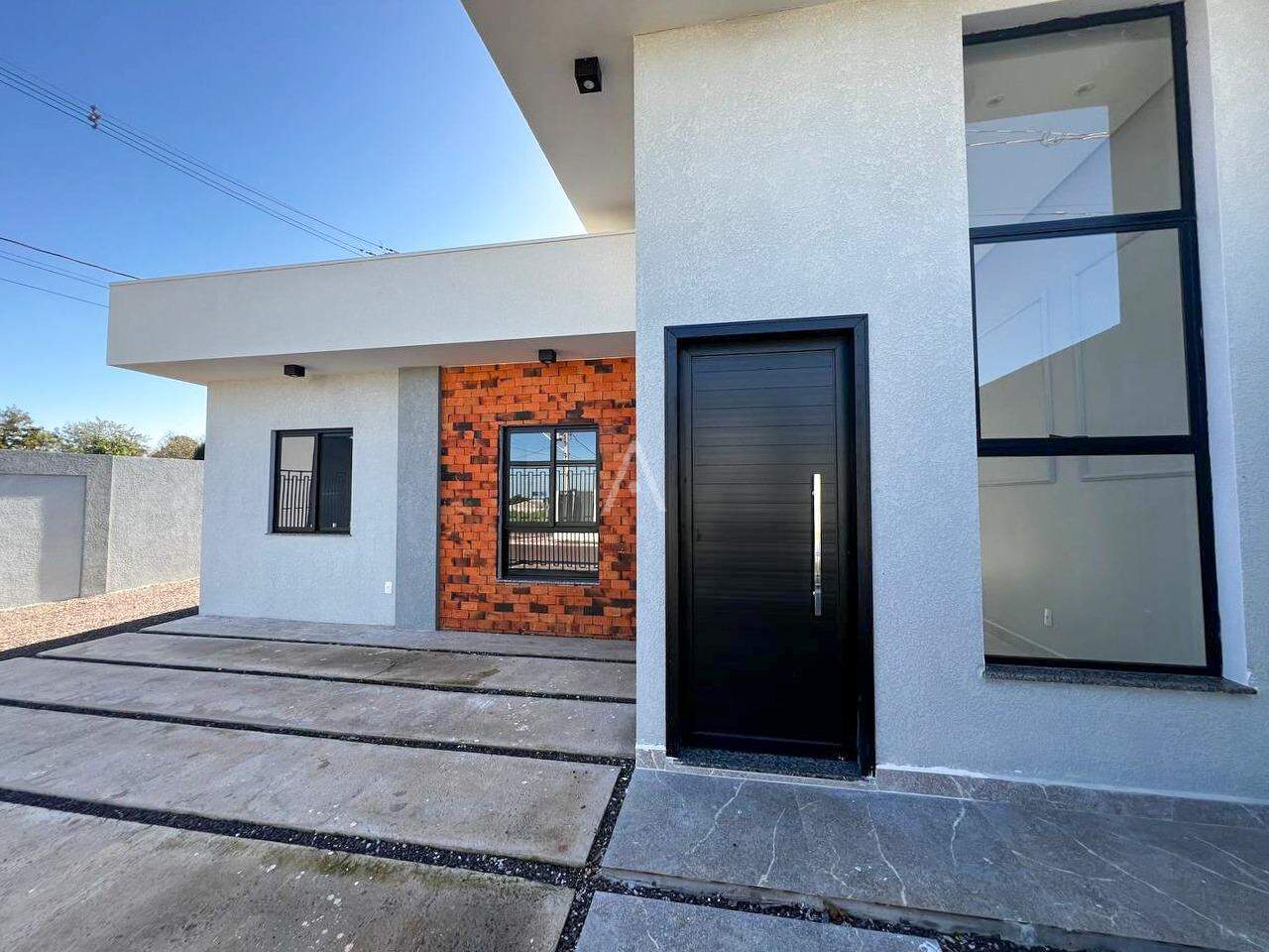 Casa Residencial para à venda no Bairro 14 DE NOVEMBRO em CASCAVEL: 