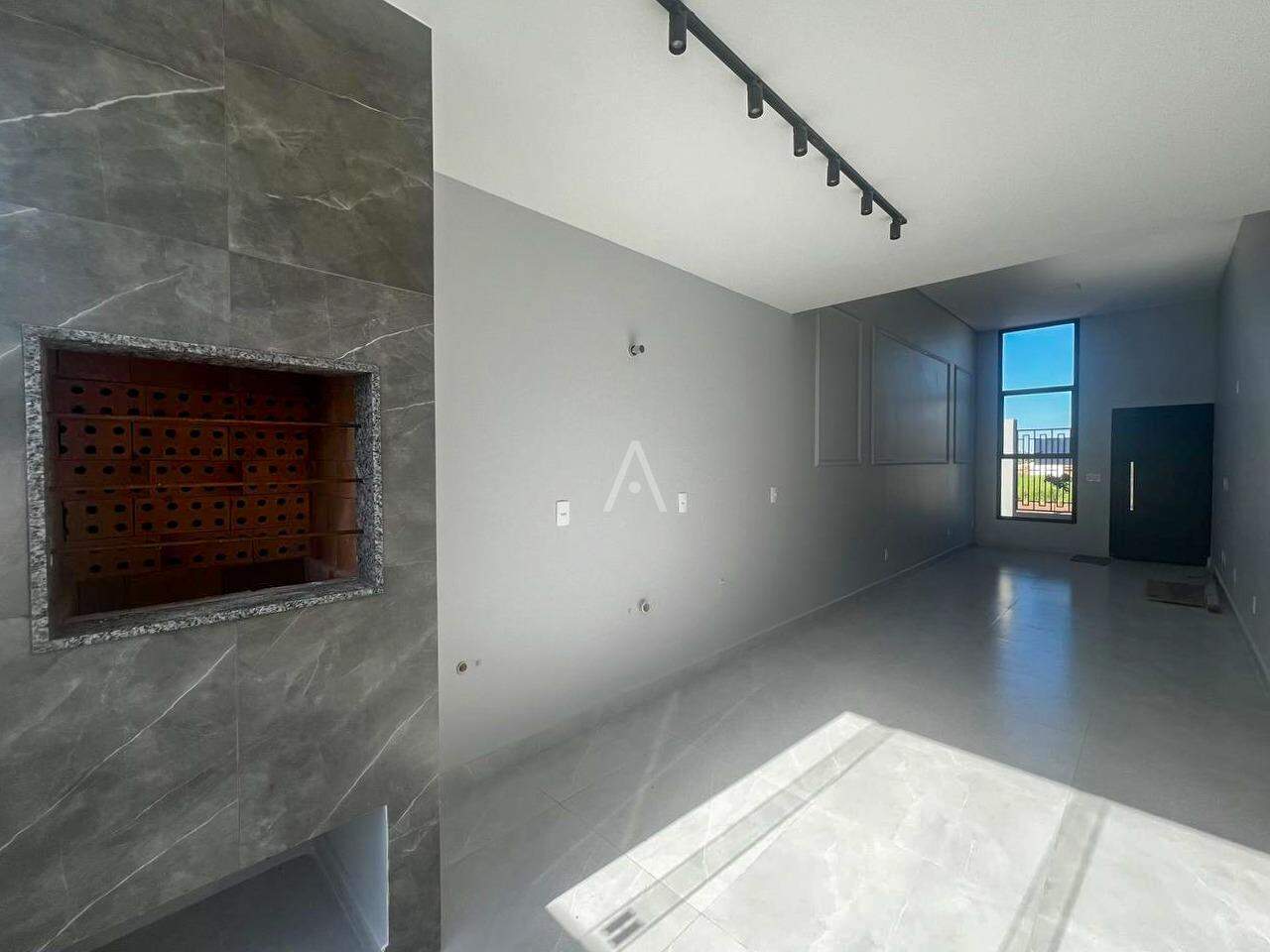 Casa Residencial para à venda no Bairro 14 DE NOVEMBRO em CASCAVEL: 