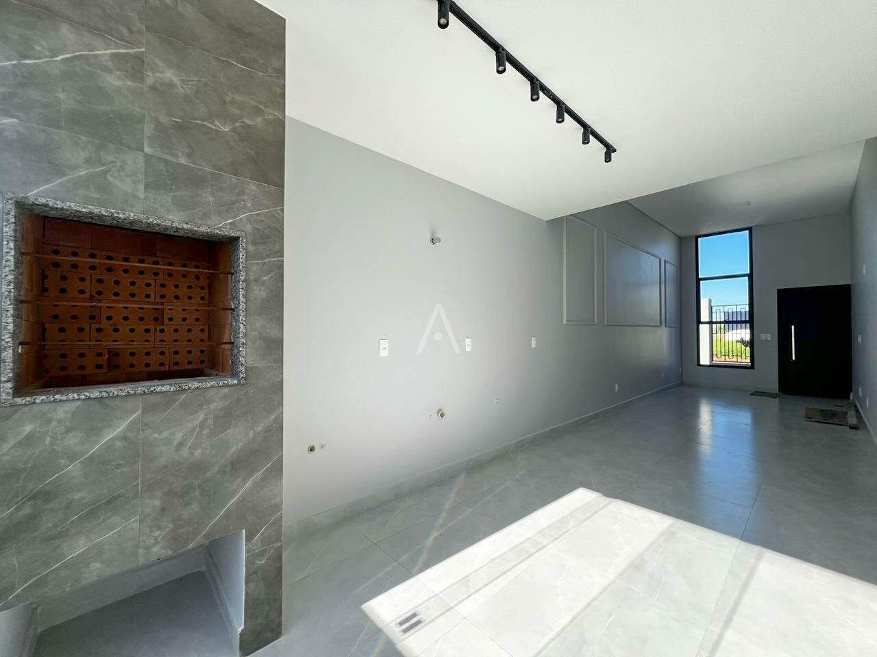 Casa Residencial para à venda no Bairro 14 DE NOVEMBRO em CASCAVEL: 