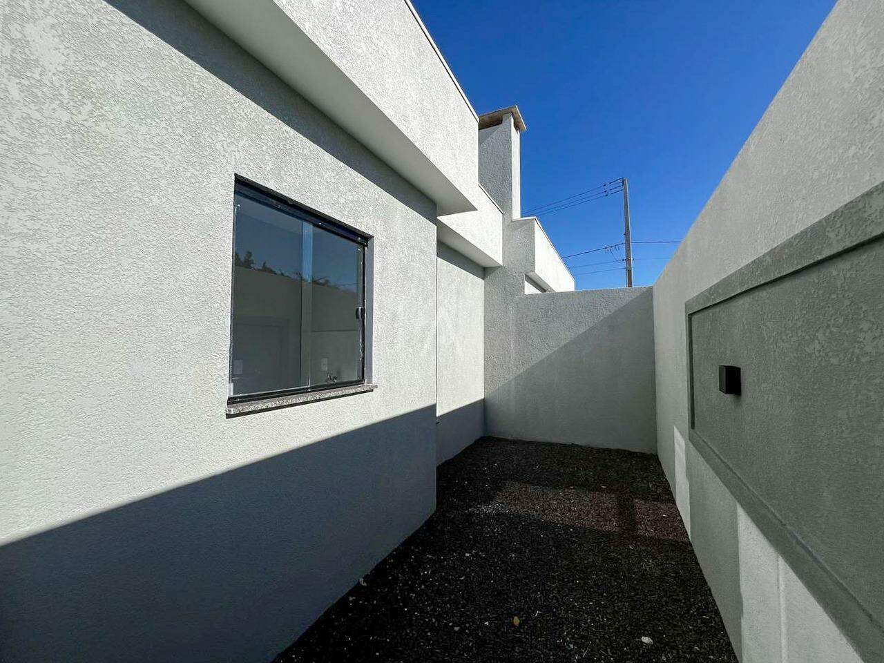 Casa Residencial para à venda no Bairro 14 DE NOVEMBRO em CASCAVEL: 