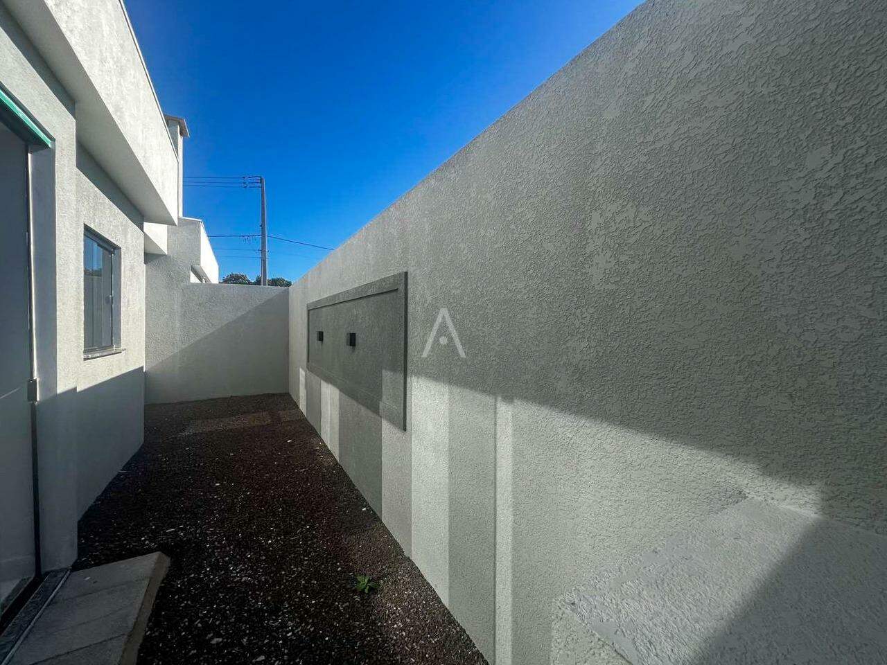 Casa Residencial para à venda no Bairro 14 DE NOVEMBRO em CASCAVEL: 