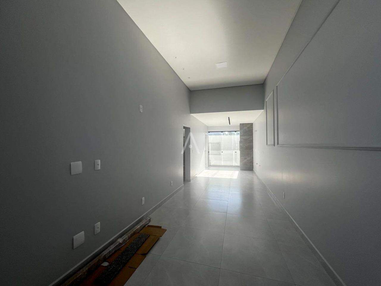 Casa Residencial para à venda no Bairro 14 DE NOVEMBRO em CASCAVEL: 