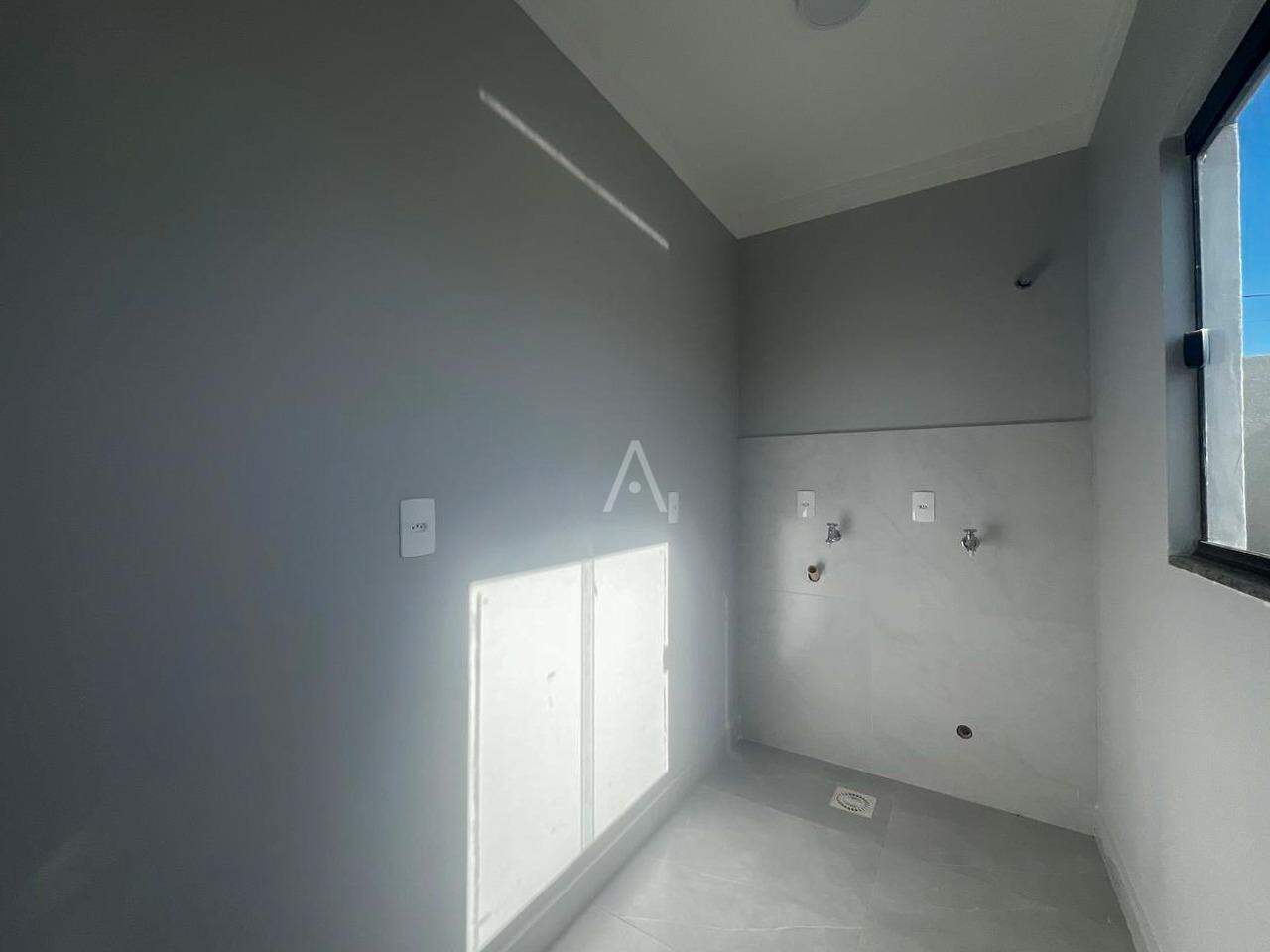 Casa Residencial para à venda no Bairro 14 DE NOVEMBRO em CASCAVEL: 
