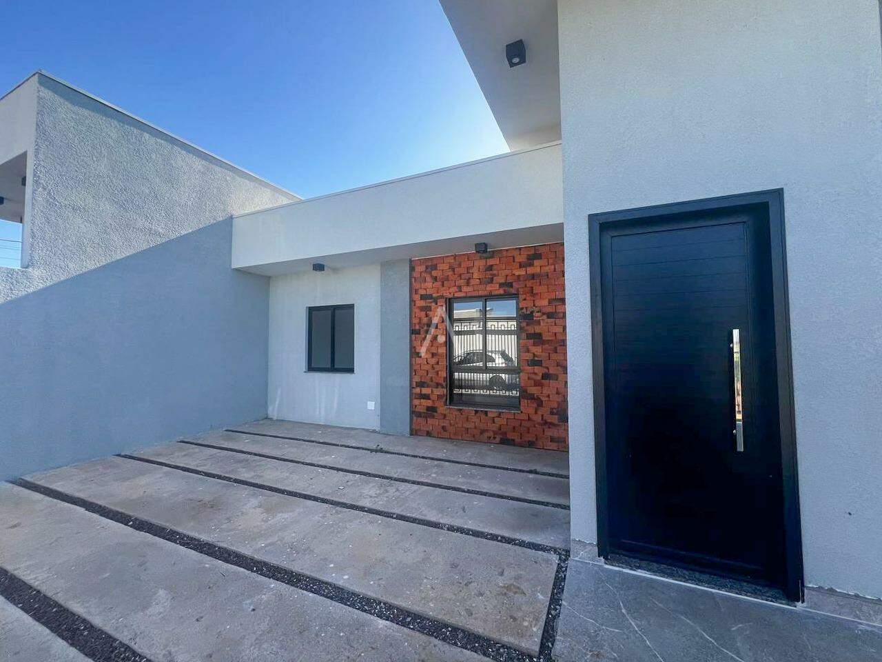 Casa Residencial para à venda no Bairro 14 DE NOVEMBRO em CASCAVEL: 
