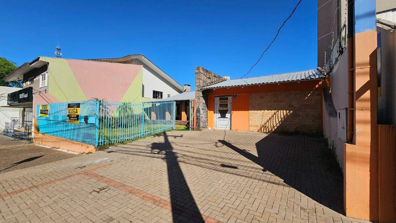 Casa Comercial para para aluguel no Bairro CENTRO em CASCAVEL: 