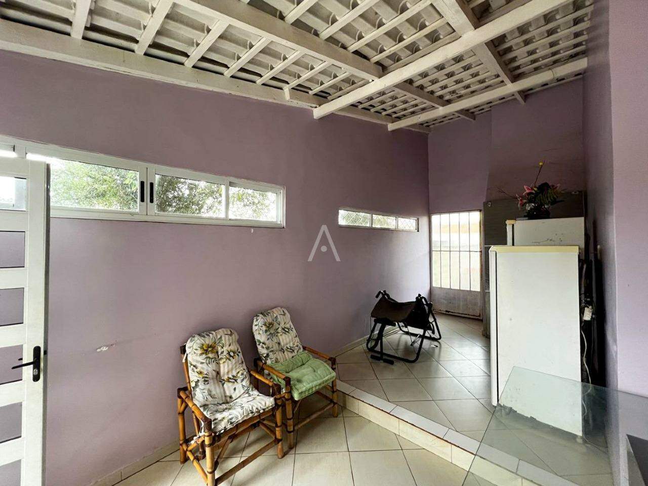 Casa Residencial para à venda no Bairro NEVA em CASCAVEL: 