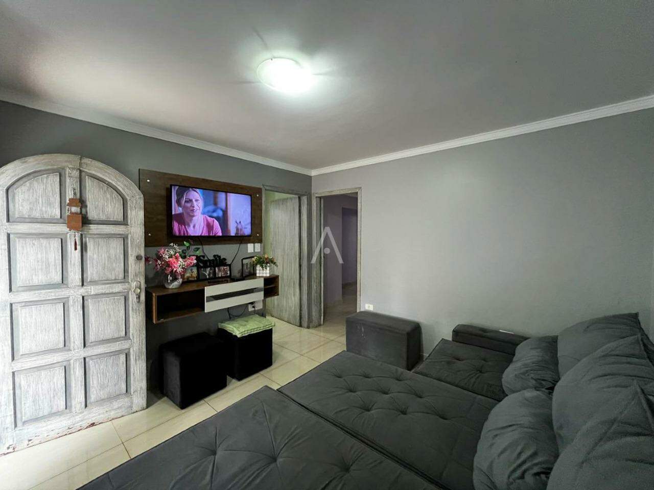 Casa Residencial para à venda no Bairro NEVA em CASCAVEL: 