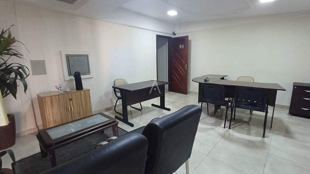 Sala Comercial para para aluguel no Bairro CENTRO em CASCAVEL: 