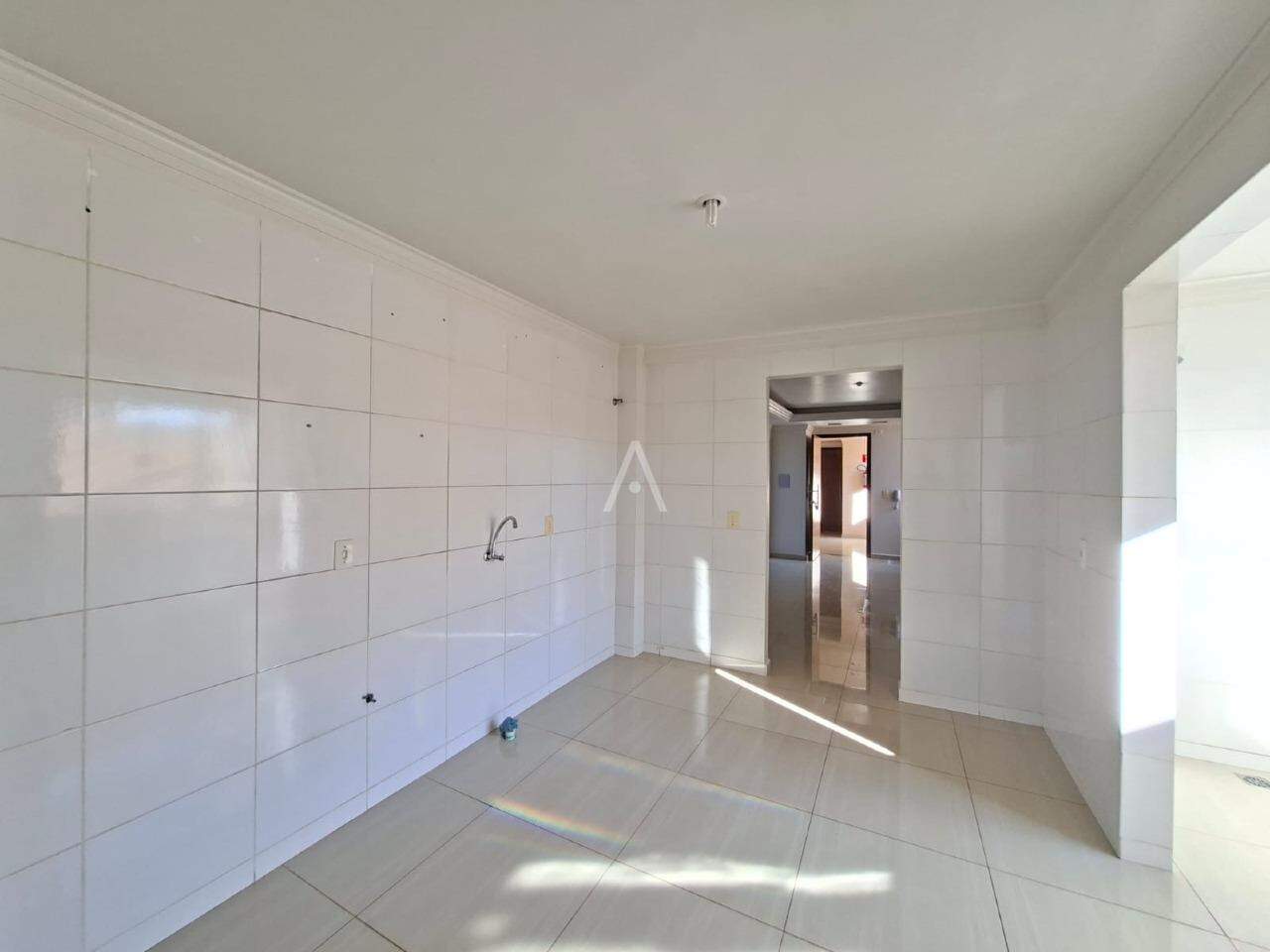 Apartamento para para aluguel no Bairro COQUEIRAL em CASCAVEL: 