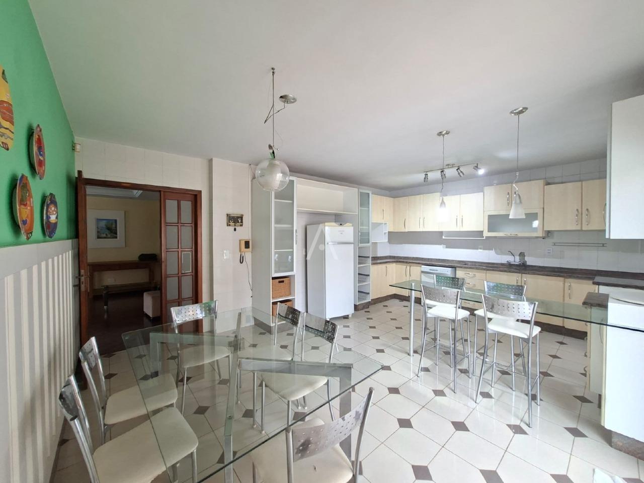 Sobrado para para aluguel no Bairro MARIA LUIZA em CASCAVEL: COZINHA