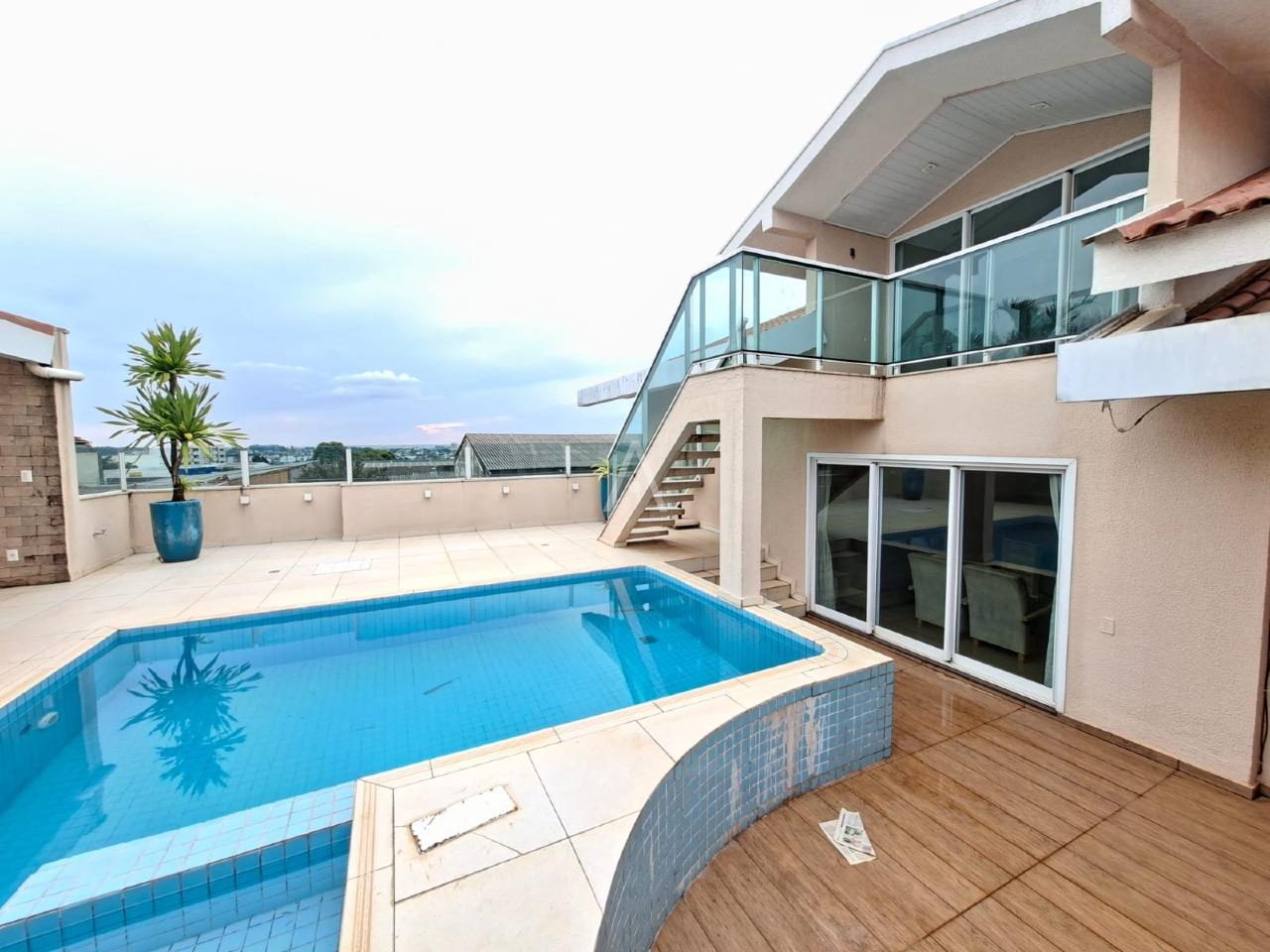 Sobrado para para aluguel no Bairro MARIA LUIZA em CASCAVEL: AREA EXTERNA