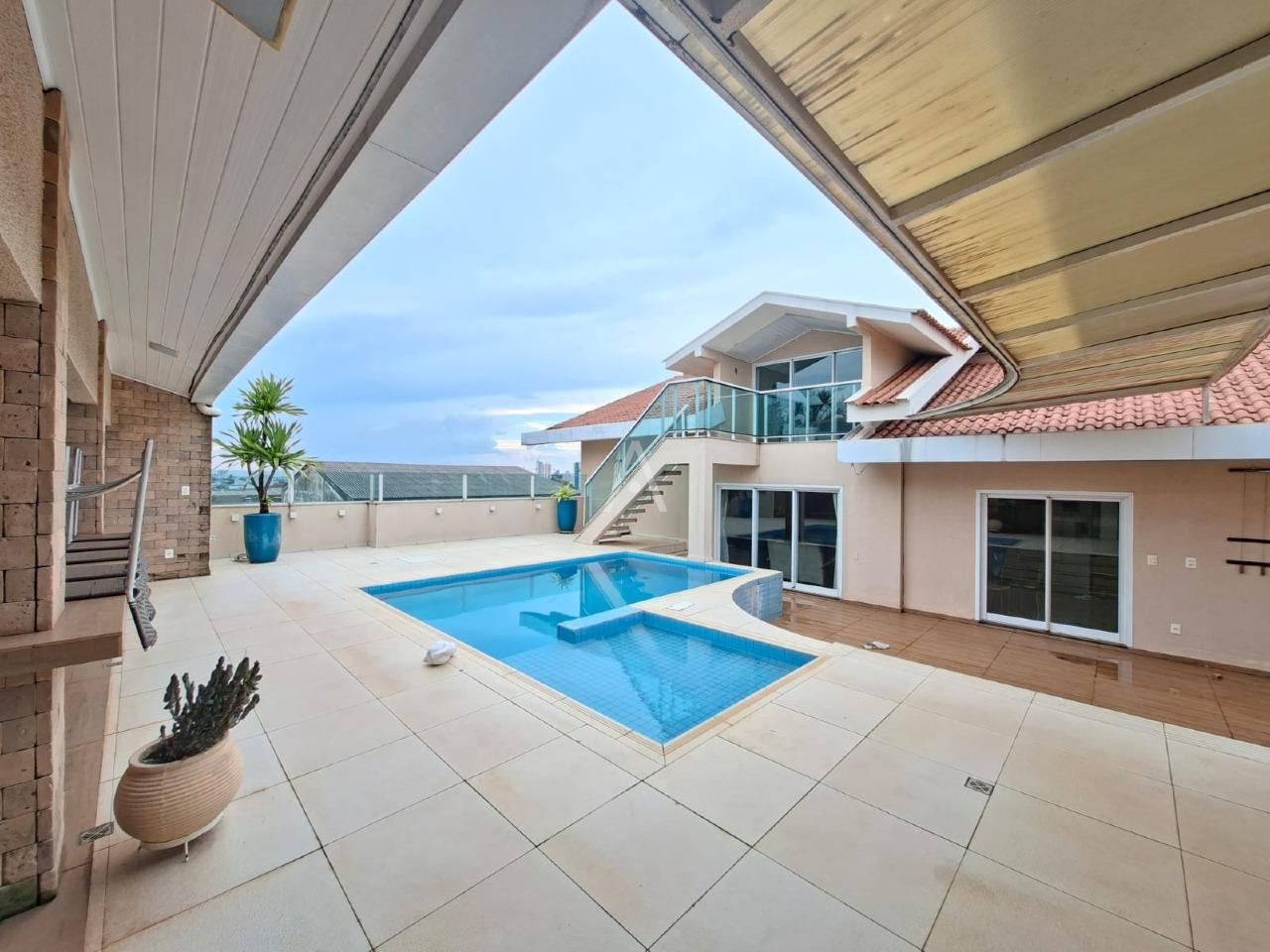 Sobrado para para aluguel no Bairro MARIA LUIZA em CASCAVEL: AREA EXTERNA