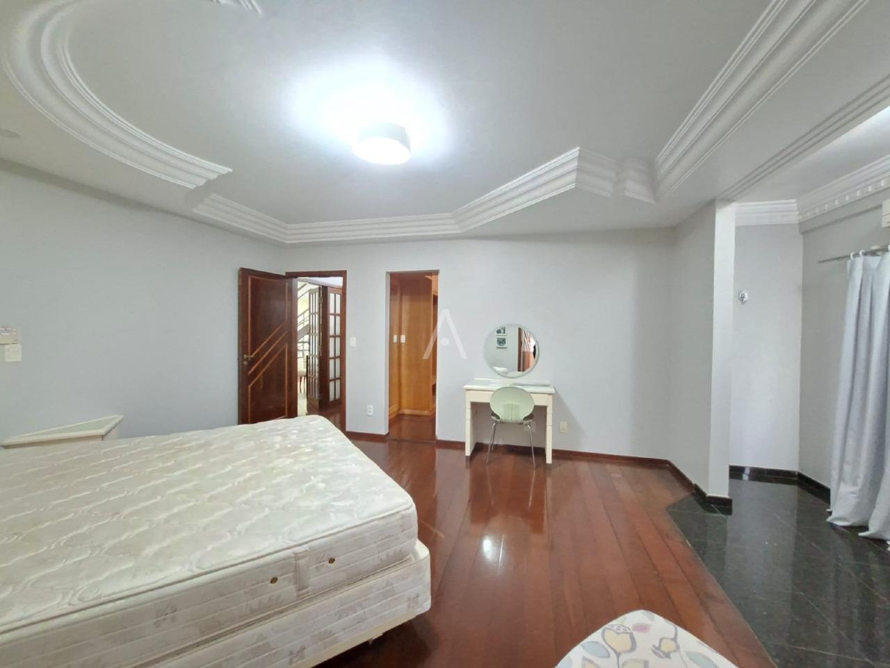 Sobrado para para aluguel no Bairro MARIA LUIZA em CASCAVEL: 