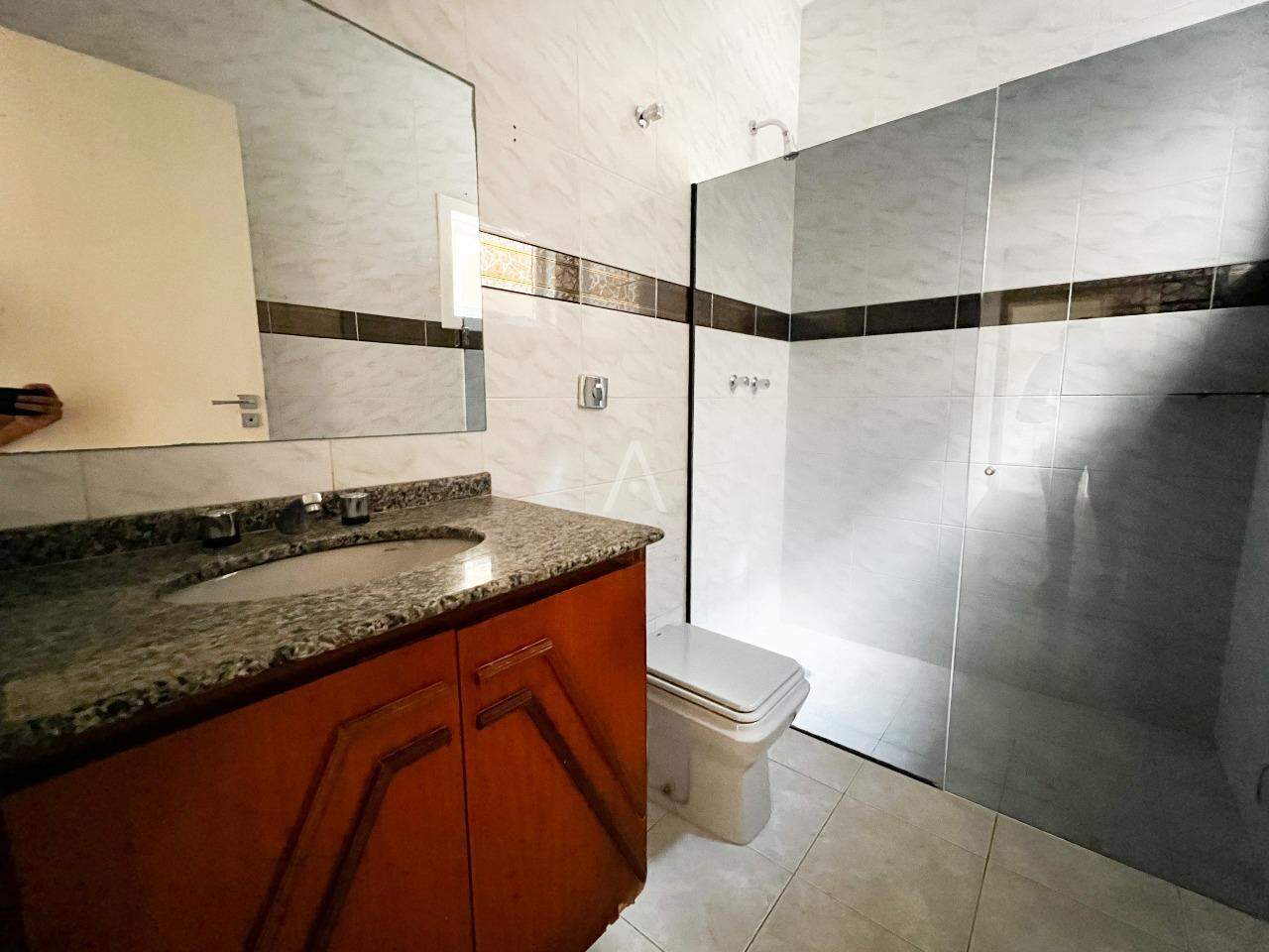 Sobrado para para aluguel no Bairro CENTRO em CASCAVEL: 