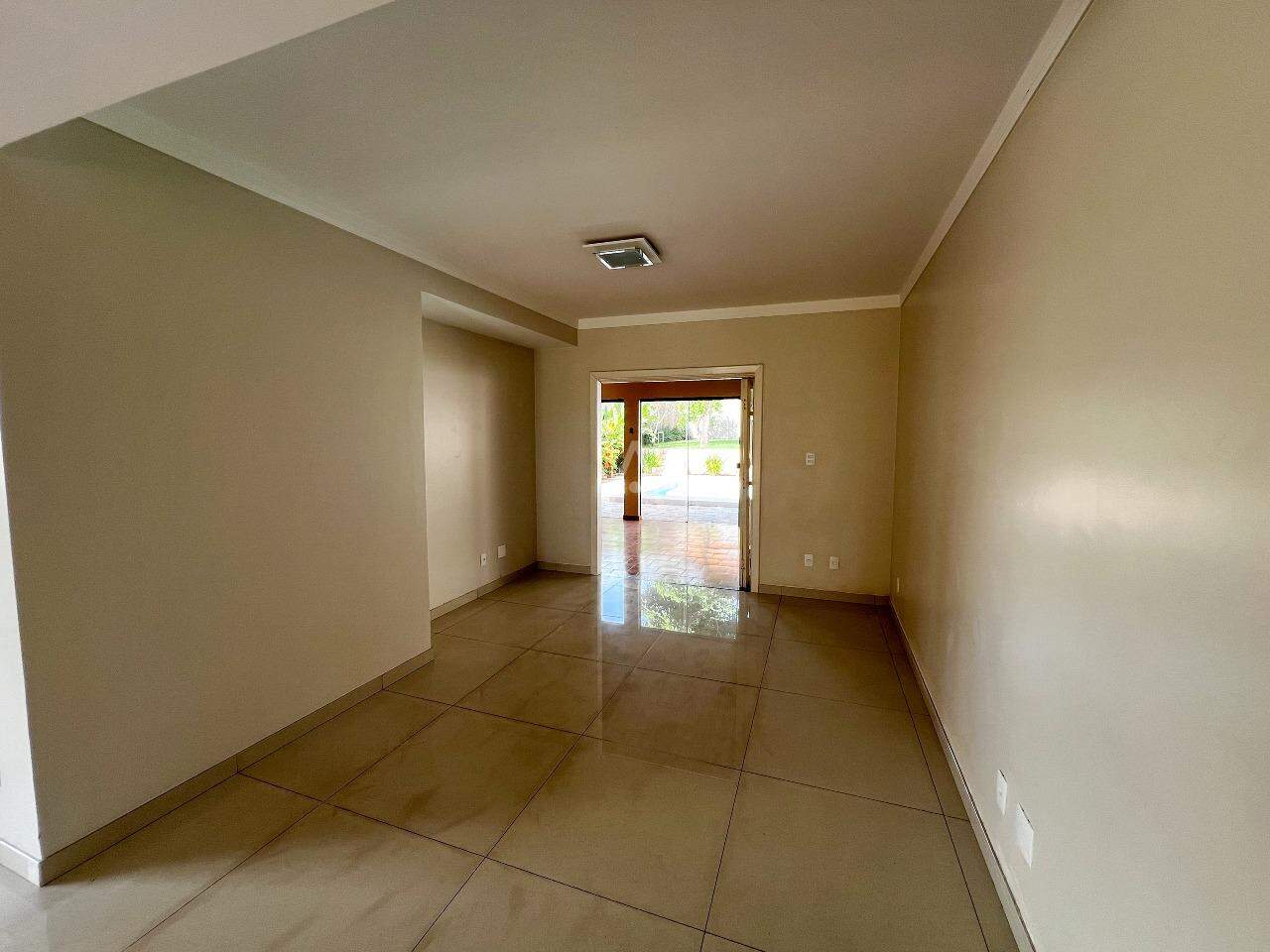 Sobrado para para aluguel no Bairro CENTRO em CASCAVEL: 