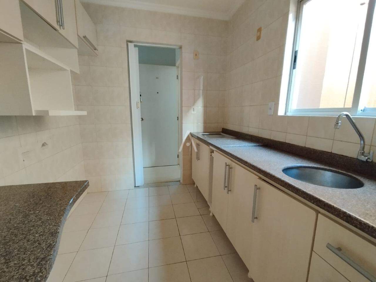 Apartamento para para aluguel no Bairro CENTRO em CASCAVEL: