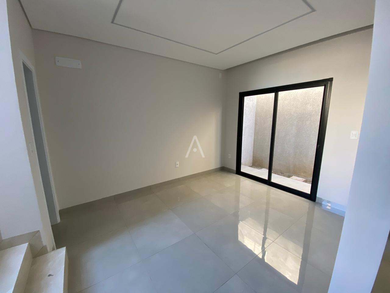 Sobrado para à venda no Bairro JARDIM GISELA em TOLEDO: 