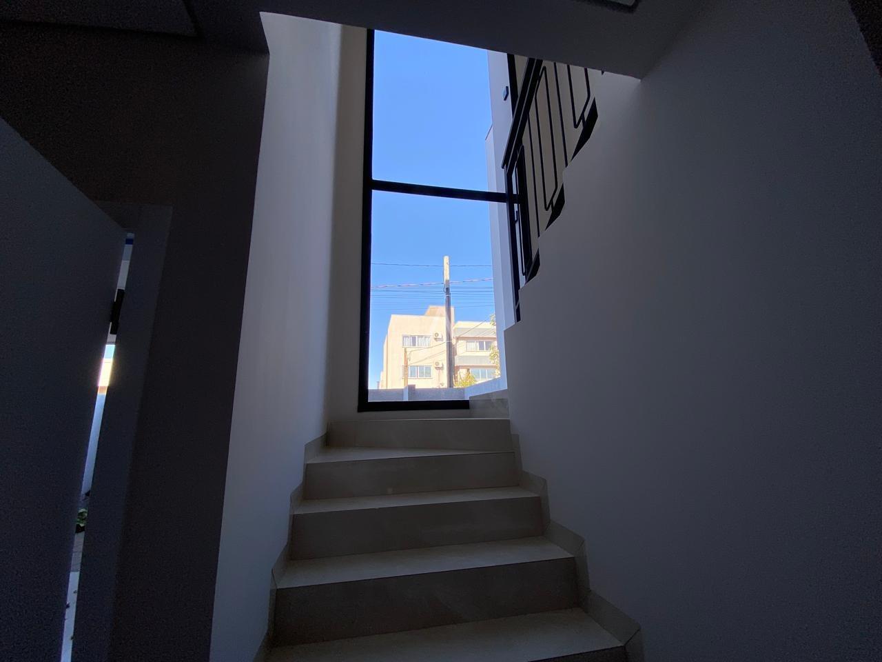 Sobrado para à venda no Bairro JARDIM GISELA em TOLEDO: 